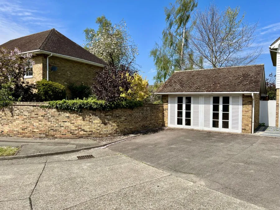 House Under Offer with 4 bedrooms in Old Harlow, CM17, photo 12