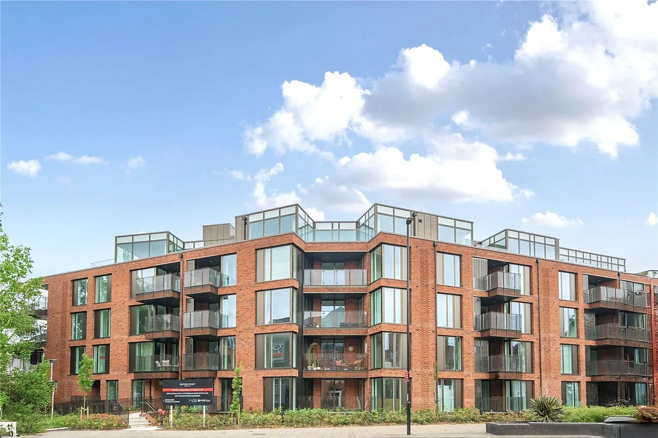 1 bed flat for sale — Tweedy Road, BR1