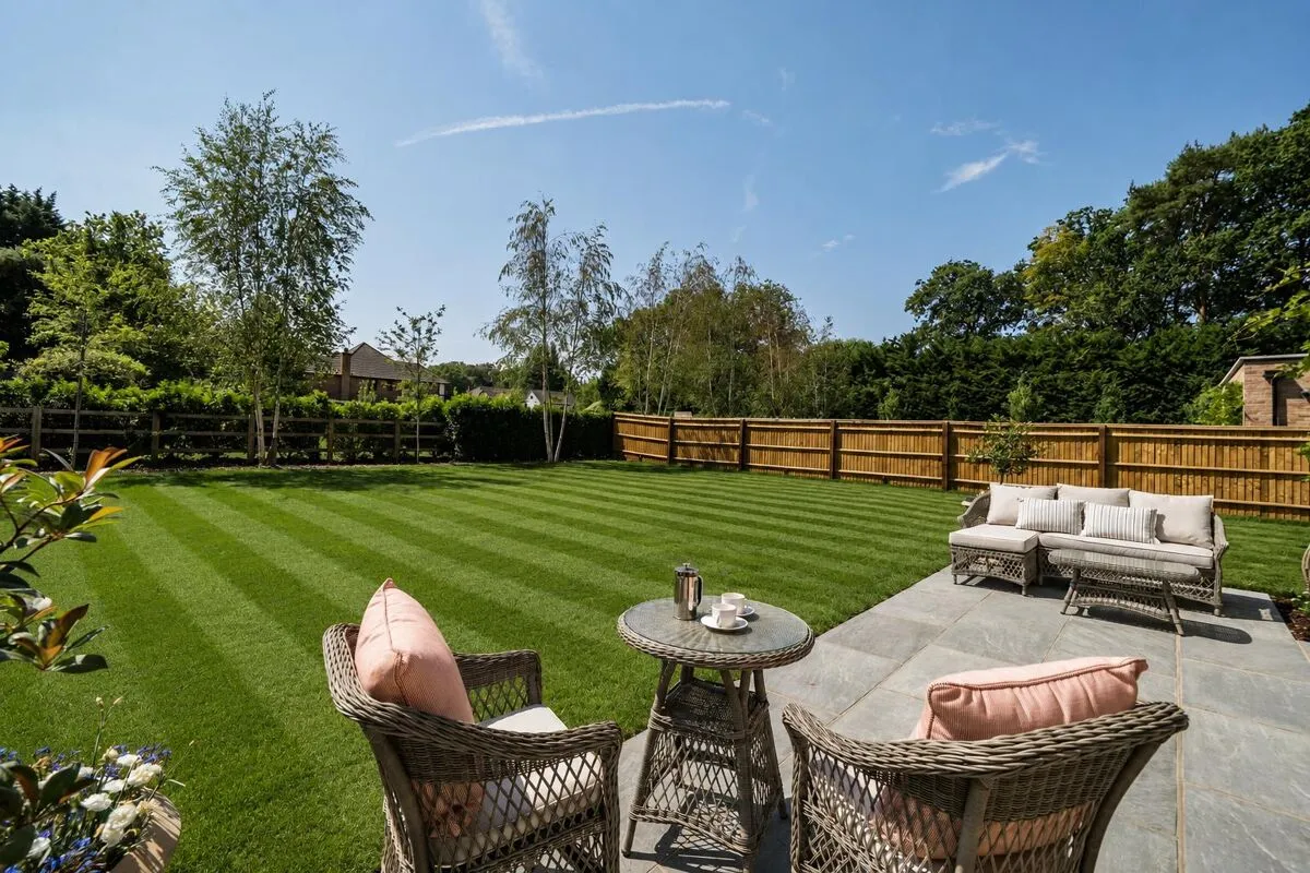 Peyton Place, Finchampstead, RG40, photo 22