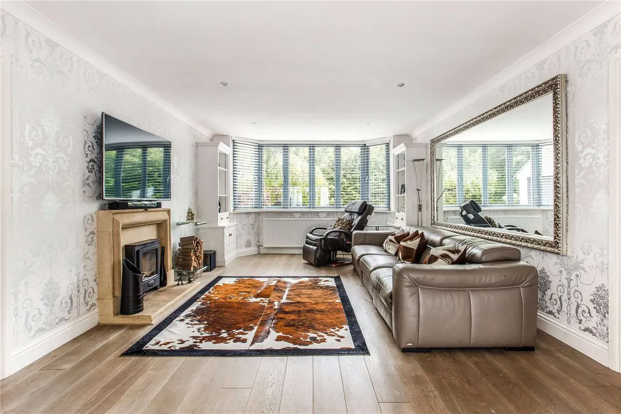 Harmer Green Lane, Welwyn, Hertfordshire, AL6 0AS, photo 7