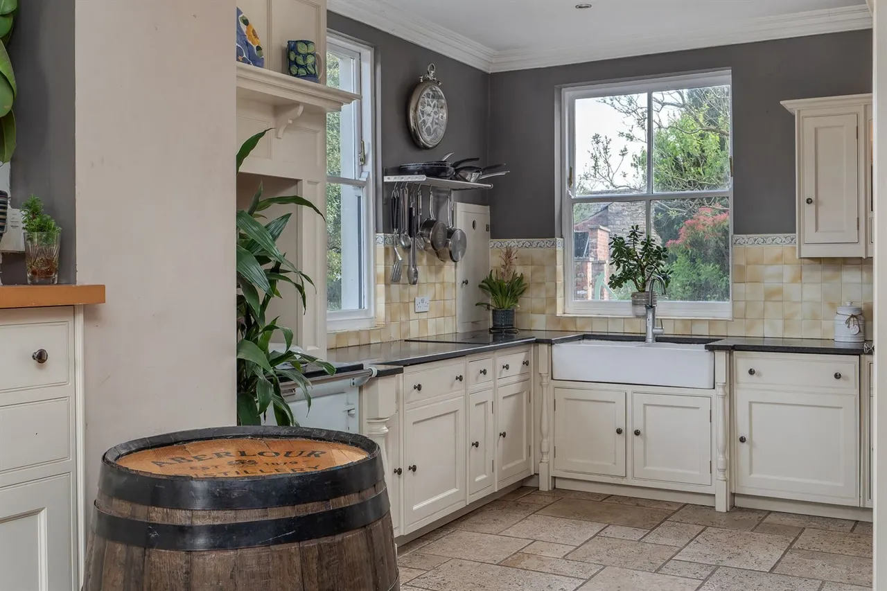Prestbury, Macclesfield, photo 3