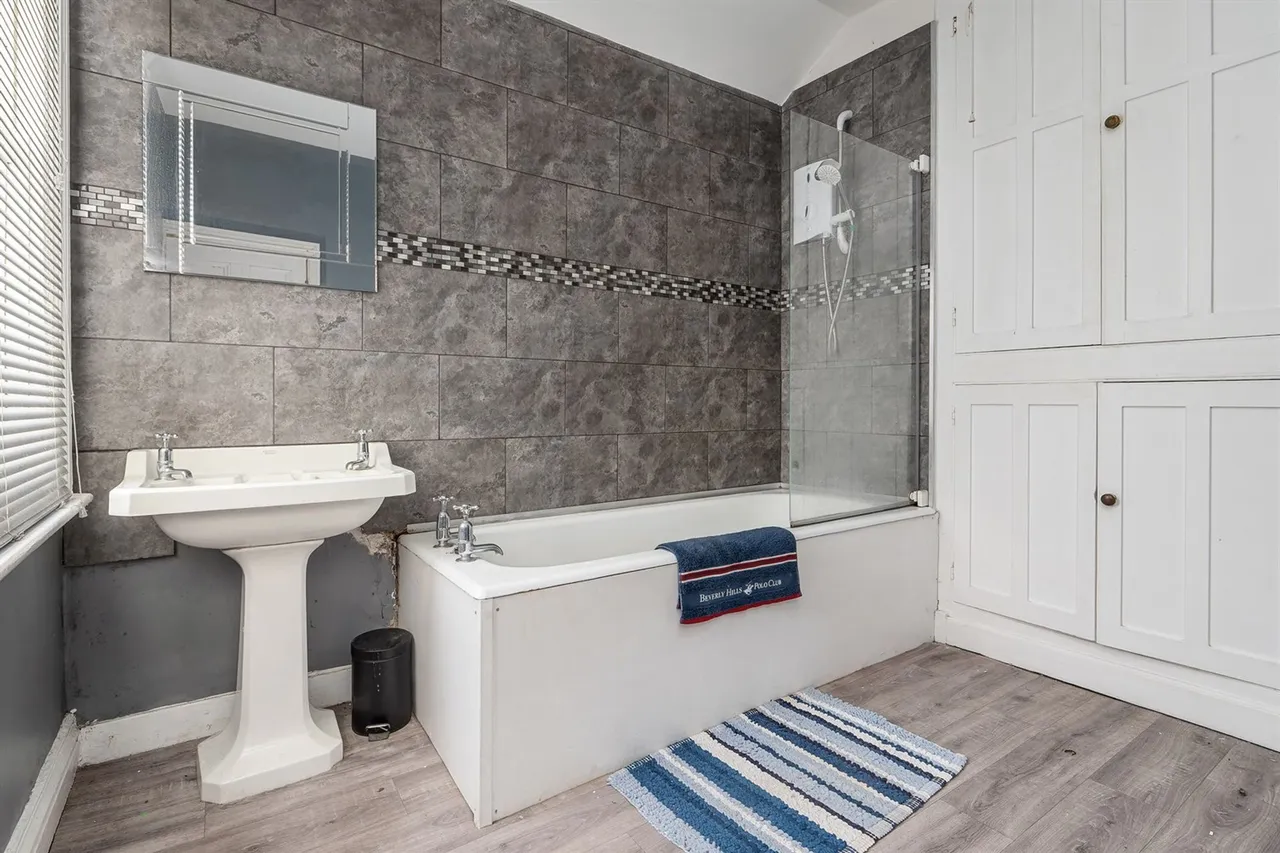 Prestbury, Macclesfield, photo 17