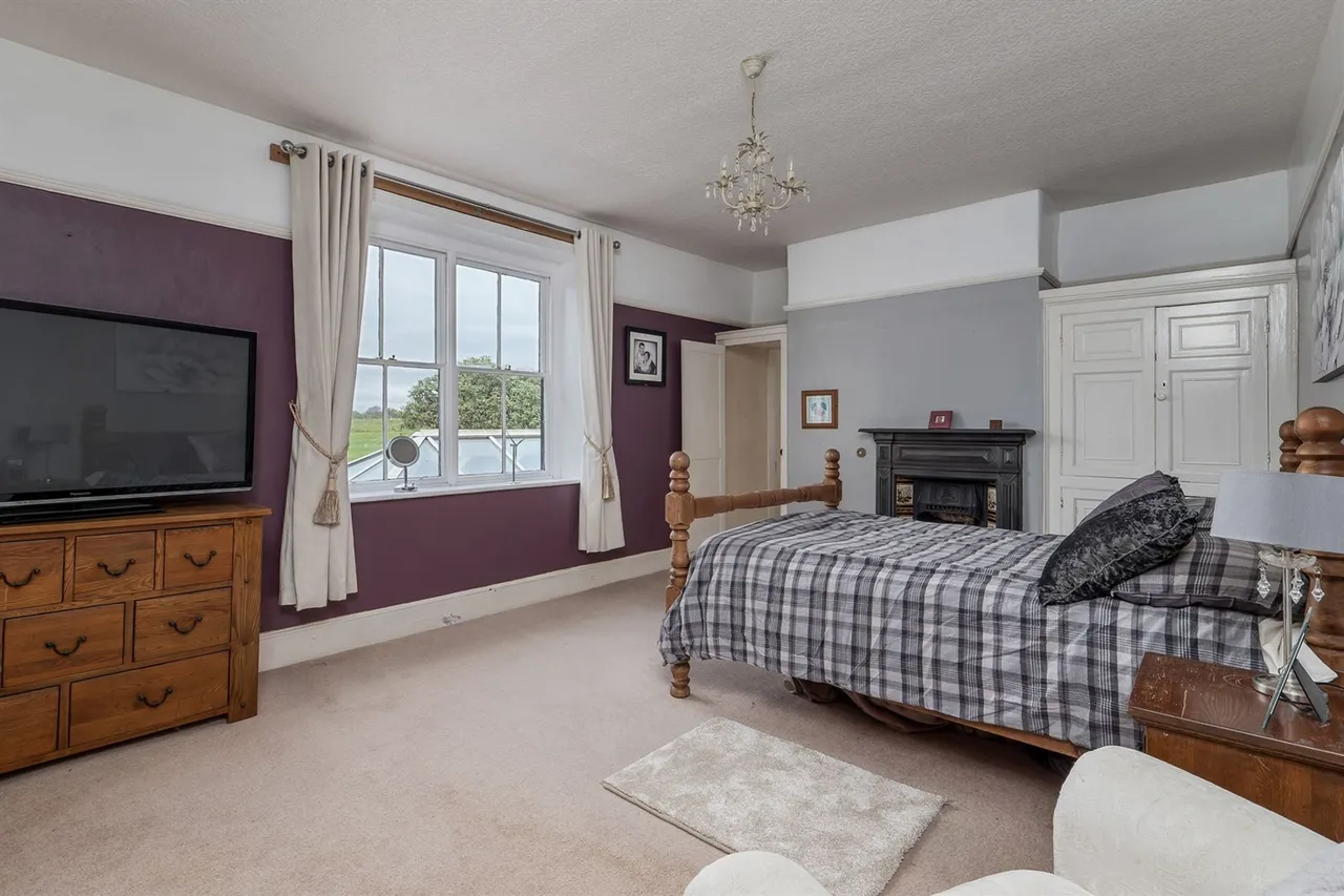 Prestbury, Macclesfield, photo 14