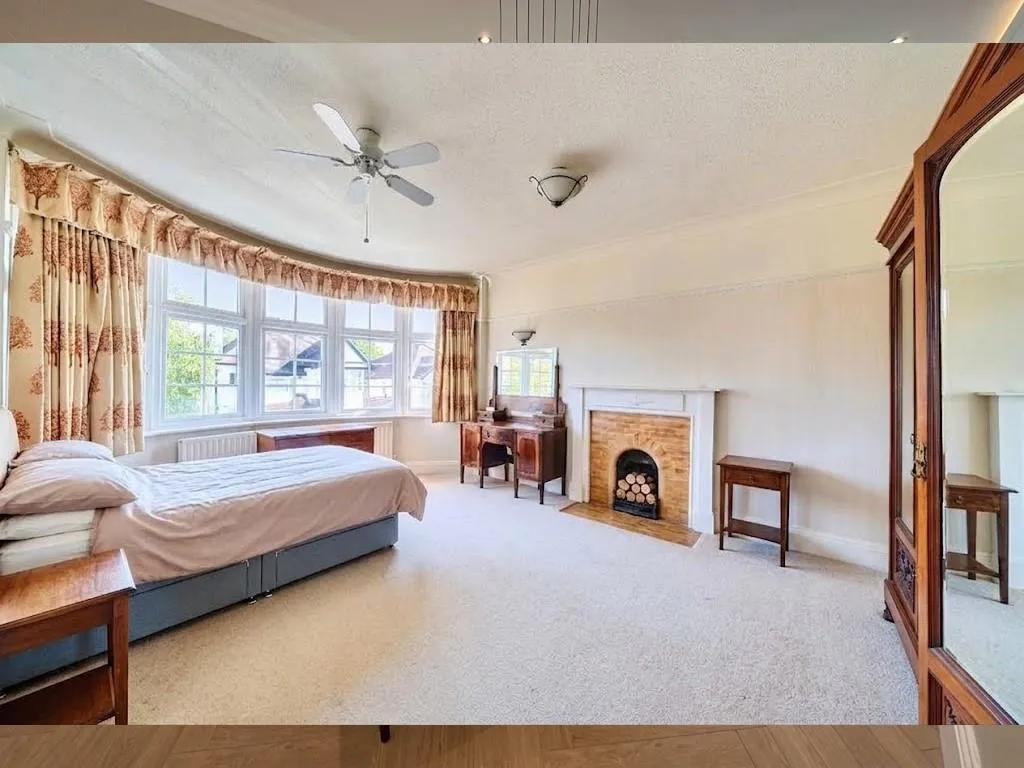 Lawrence Court, Mill Hill, NW7, London, photo 7