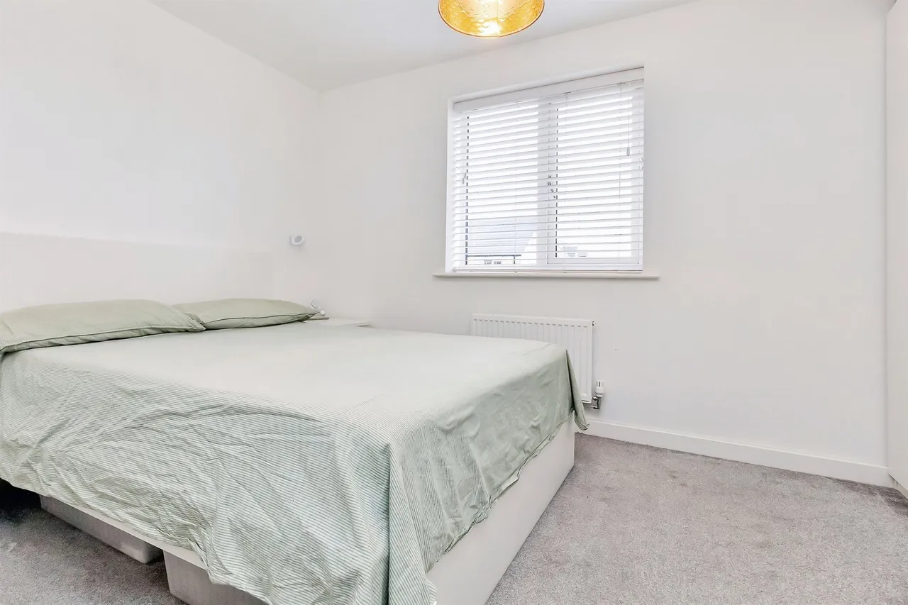 Trout Close, Weldon, Corby, photo 10