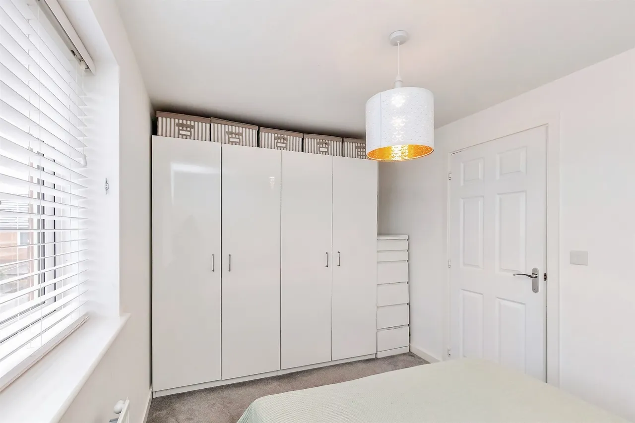 Trout Close, Weldon, Corby, photo 11