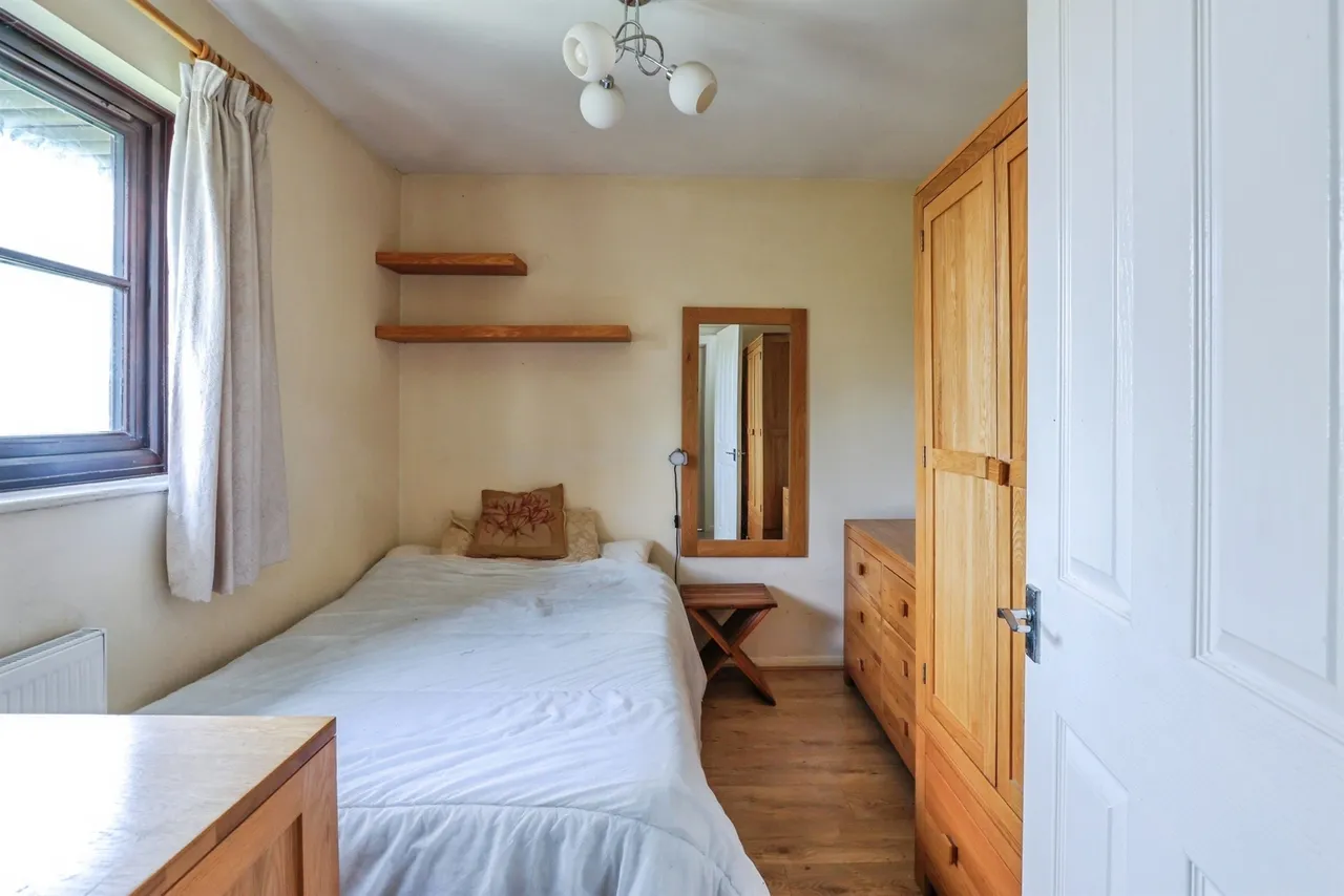 Waldren Close, Poole, BH15, photo 14