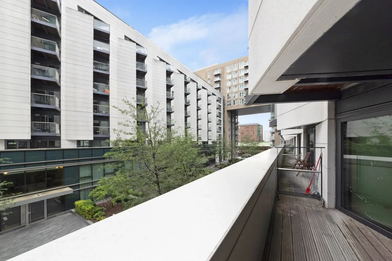 Baltimore Wharf, Canary Wharf, London, E14, photo 4