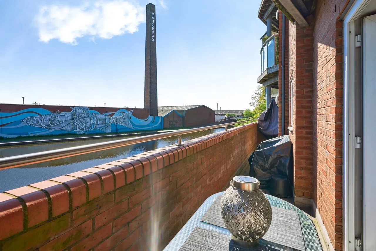 Waterfront Way, Walsall, West Midlands, WS2, photo 14