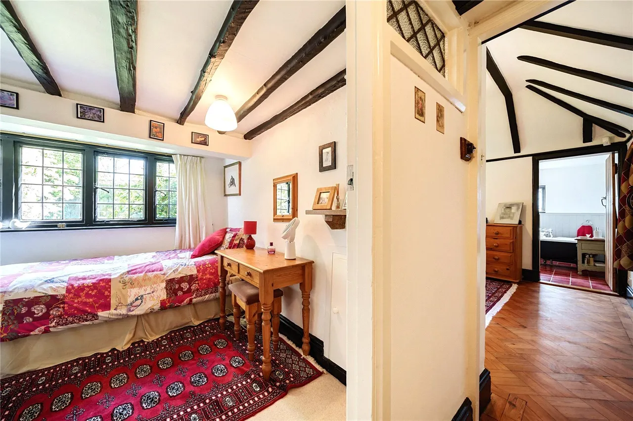 Harpers Road, Ash Green, Surrey, GU12 6JL, photo 17