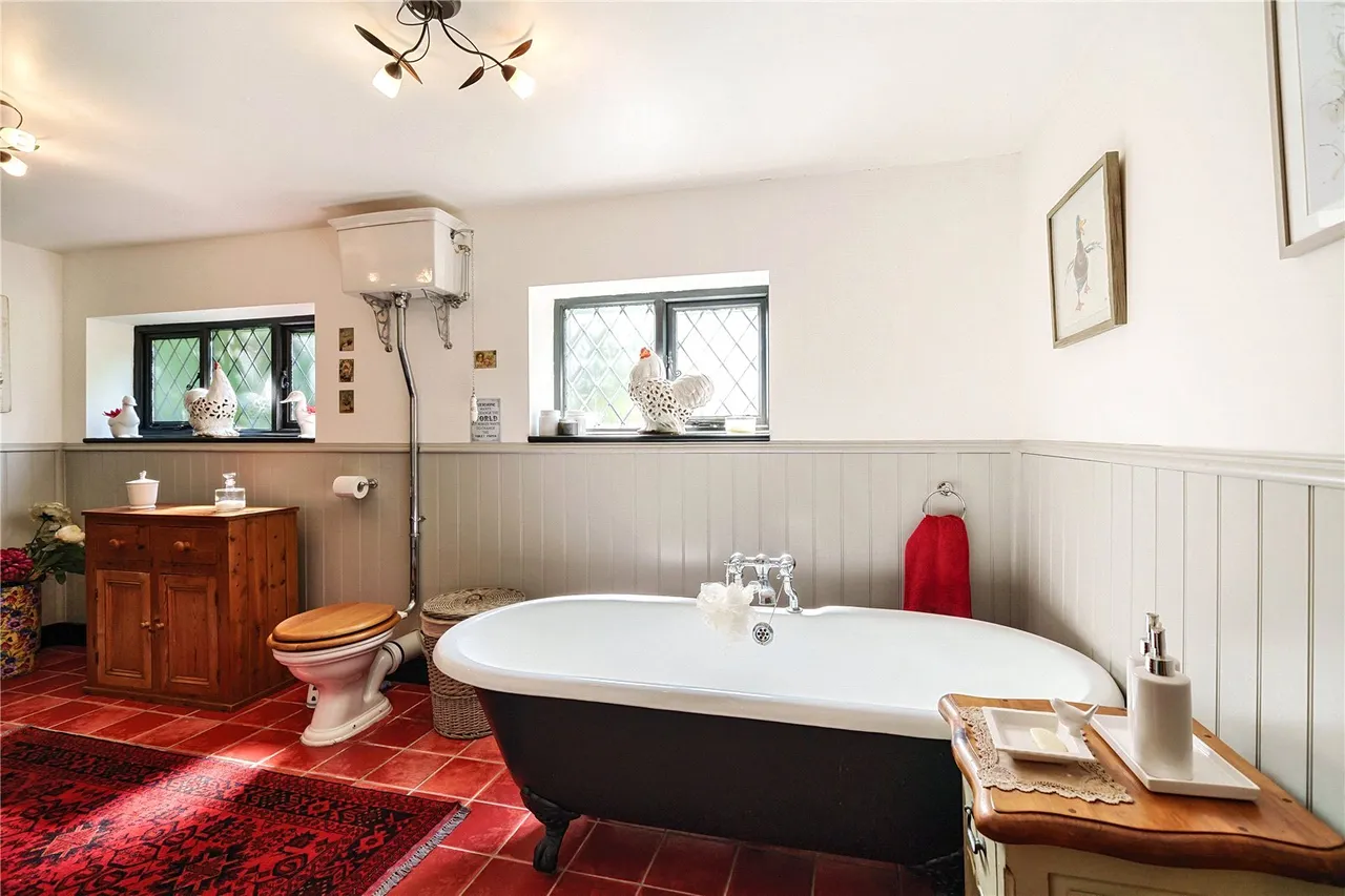 Harpers Road, Ash Green, Surrey, GU12 6JL, photo 12