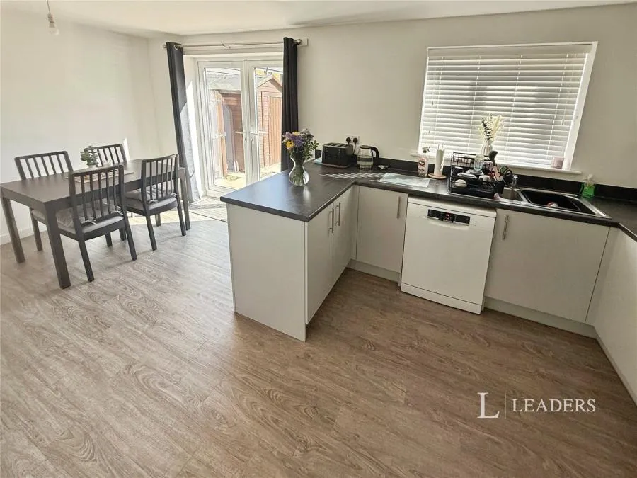 Wilton Avenue, Peterborough, PE7, photo 5