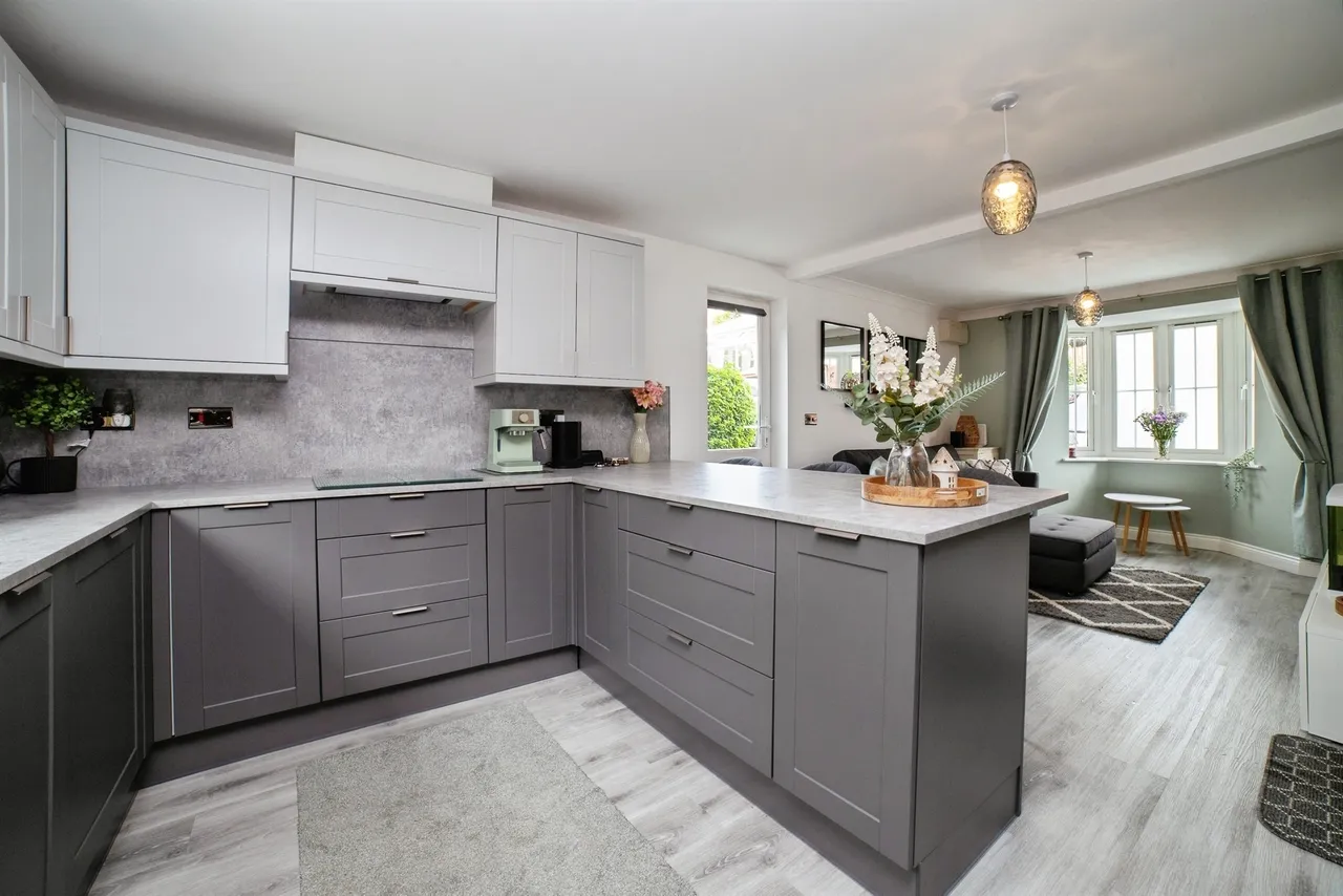 Pippin Close, Selston, NG16, photo 10