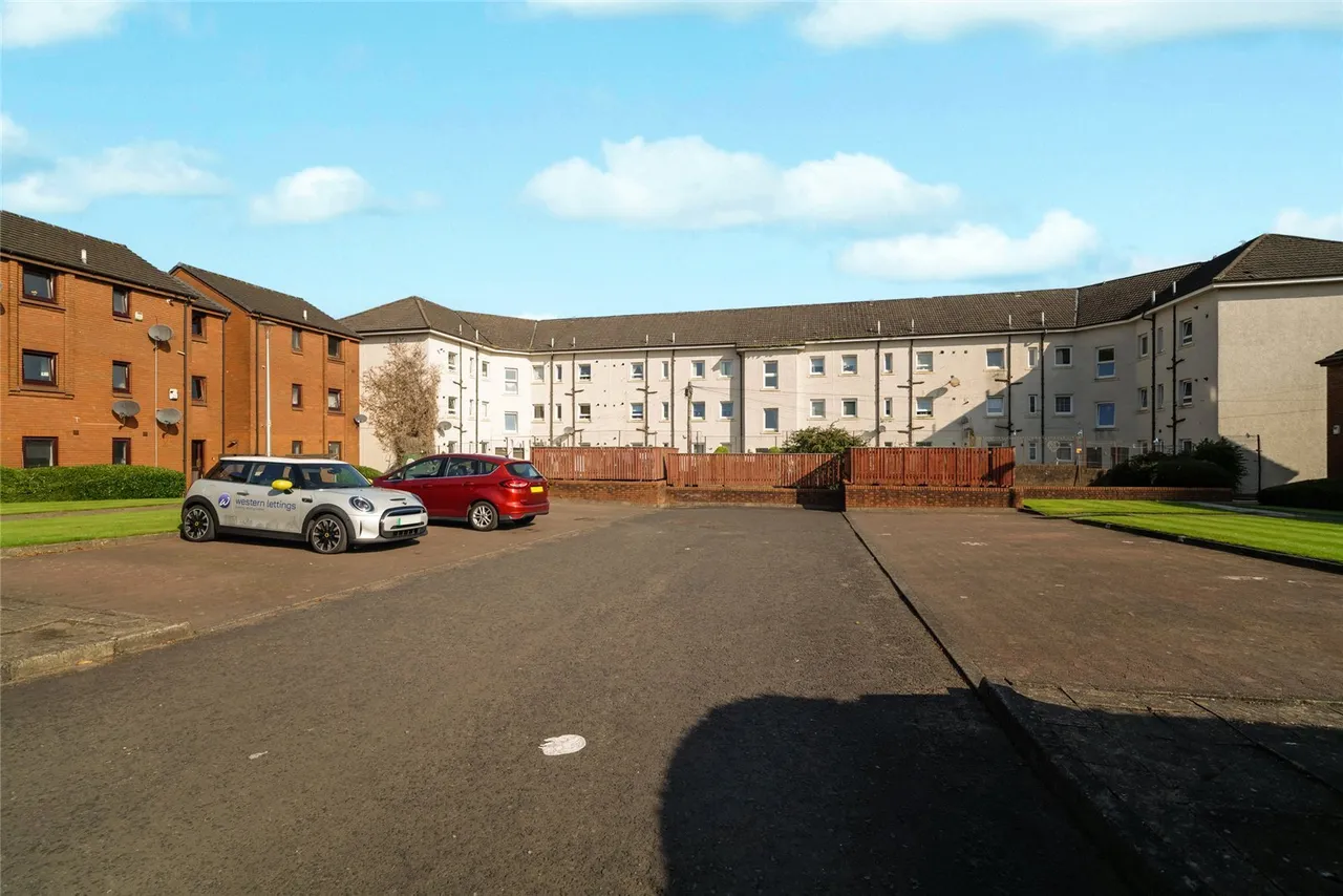 Princes Gate, Rutherglen, G73, photo 20