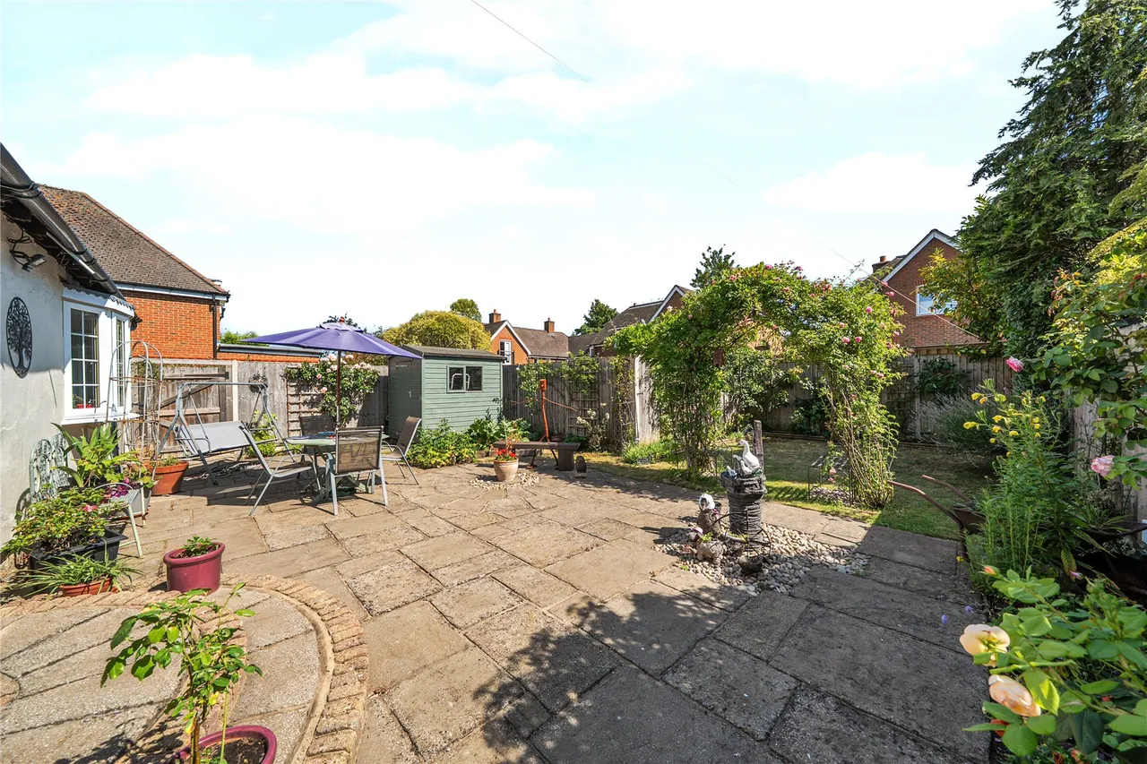 Westfield Road, Woking, GU22, photo 11
