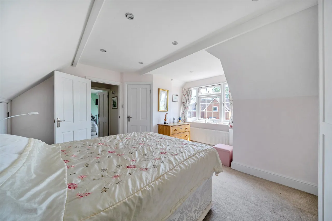 Westfield Road, Woking, GU22, photo 18