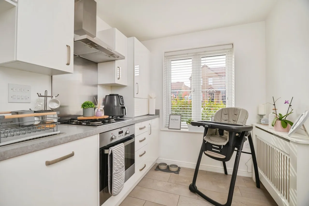 Brambling Drive, Guisborough, North Yorkshire, TS14, photo 7