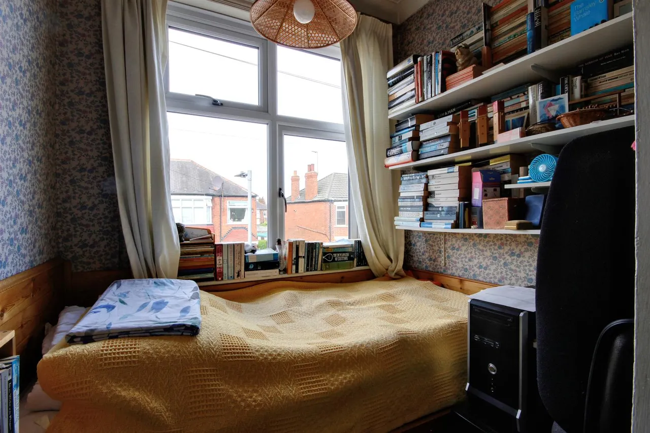 Aysgarth Avenue, Hull, photo 9