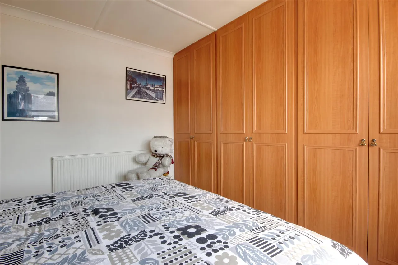 Aysgarth Avenue, Hull, photo 8