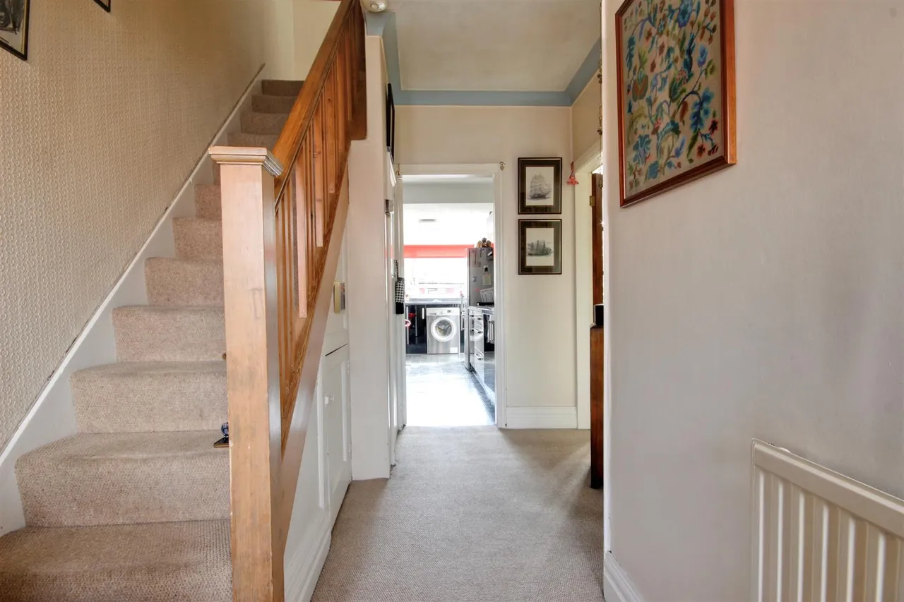 Aysgarth Avenue, Hull, photo 12