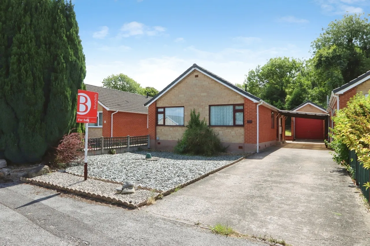 Metcalfe Avenue, Killamarsh, Sheffield, Derbyshire, S21, photo 16