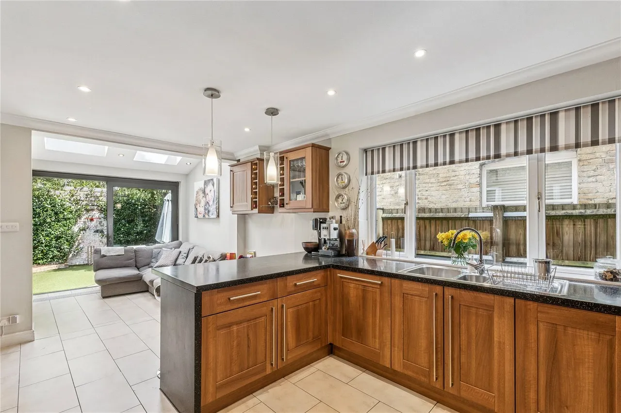 St Leonards Road, East Sheen, SW14, photo 4