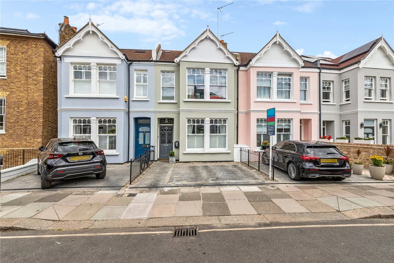 5 bed house for sale, St Leonards Road, East Sheen, SW14