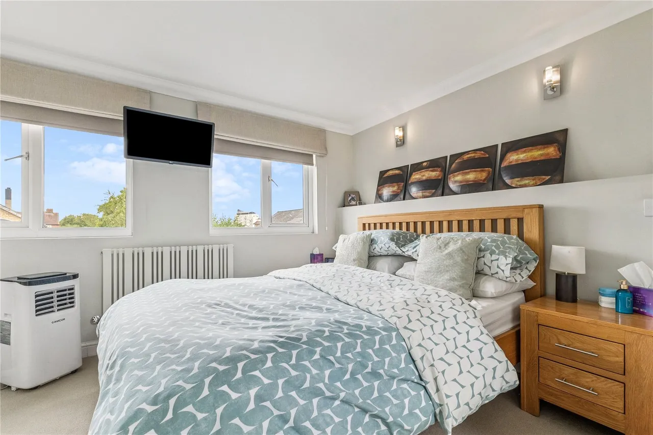 St Leonards Road, East Sheen, SW14, photo 8