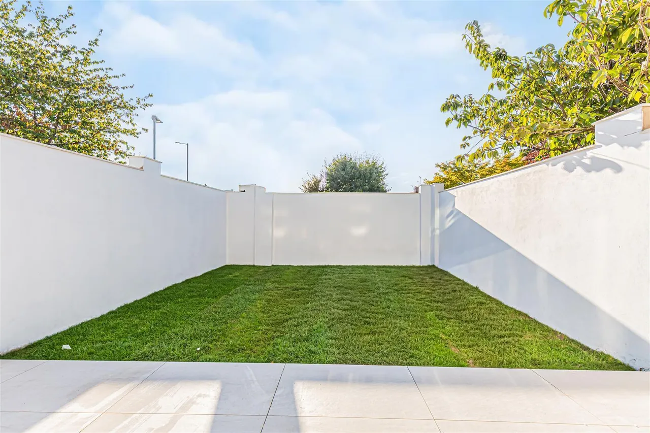Tayben Avenue, Whitton, photo 18
