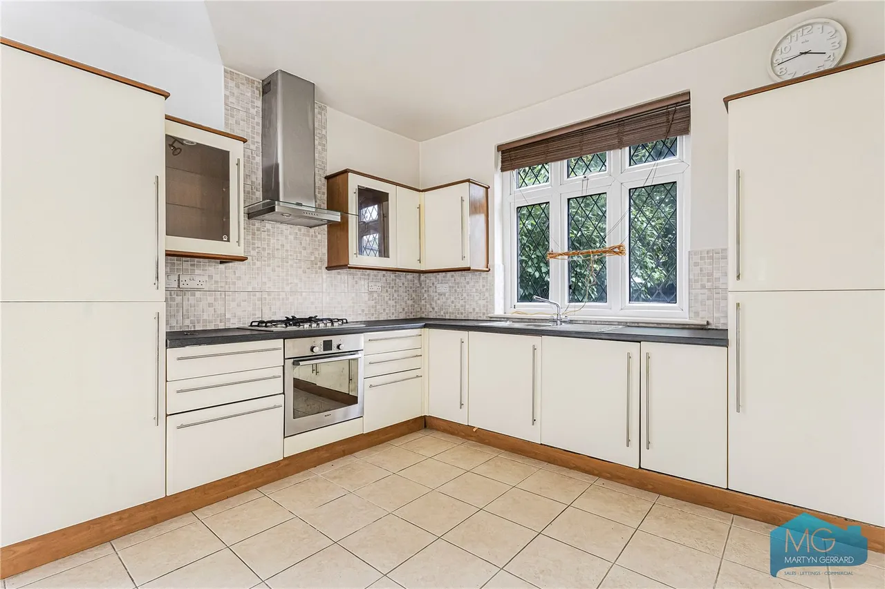 Manor Road, Barnet, EN5, photo 3