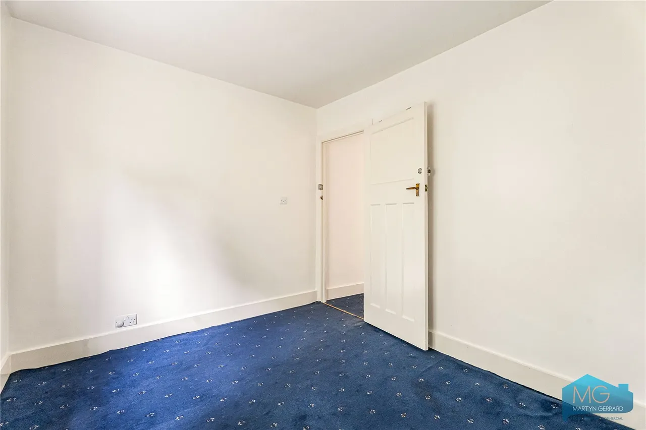 Manor Road, Barnet, EN5, photo 21