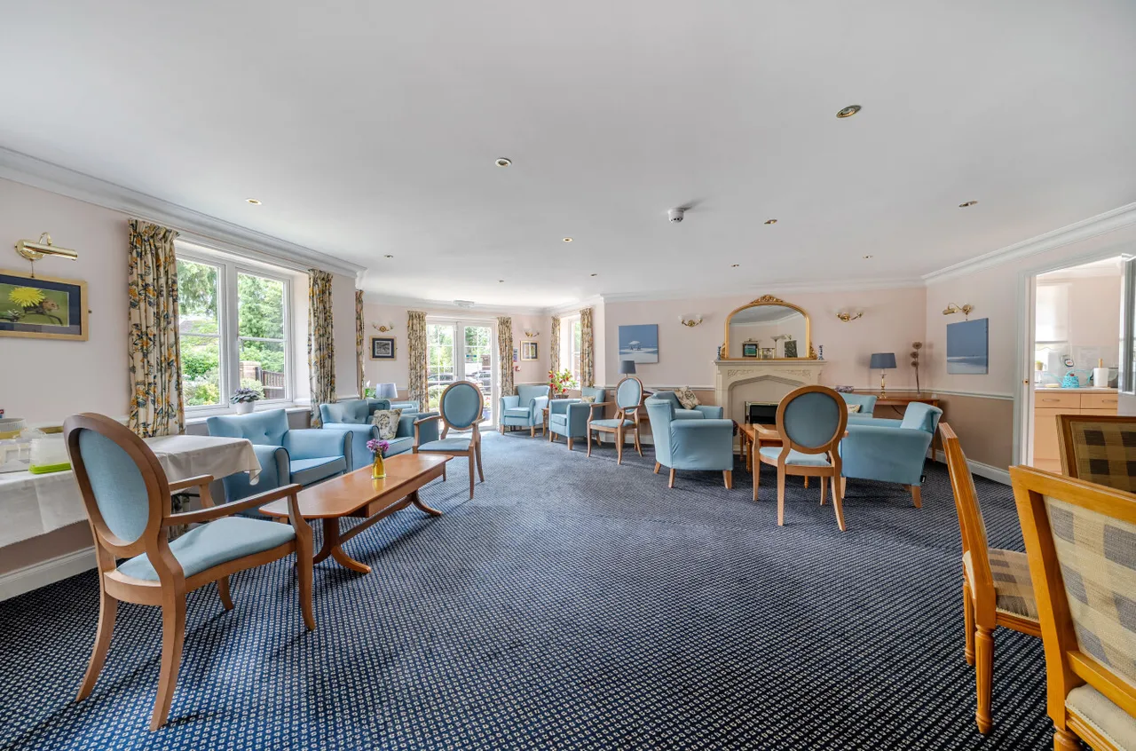 Branksomewood Road, Fleet, GU51, photo 10