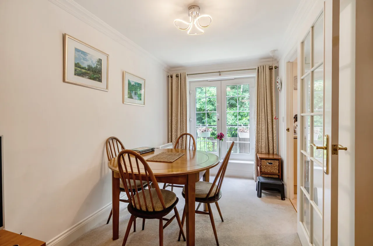 Branksomewood Road, Fleet, GU51, photo 3