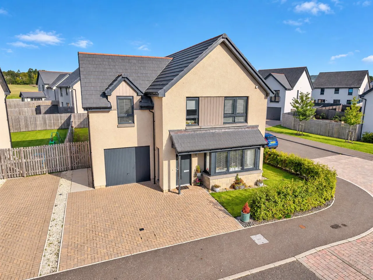 4 bed house for sale, Strathgray Road, Dundee