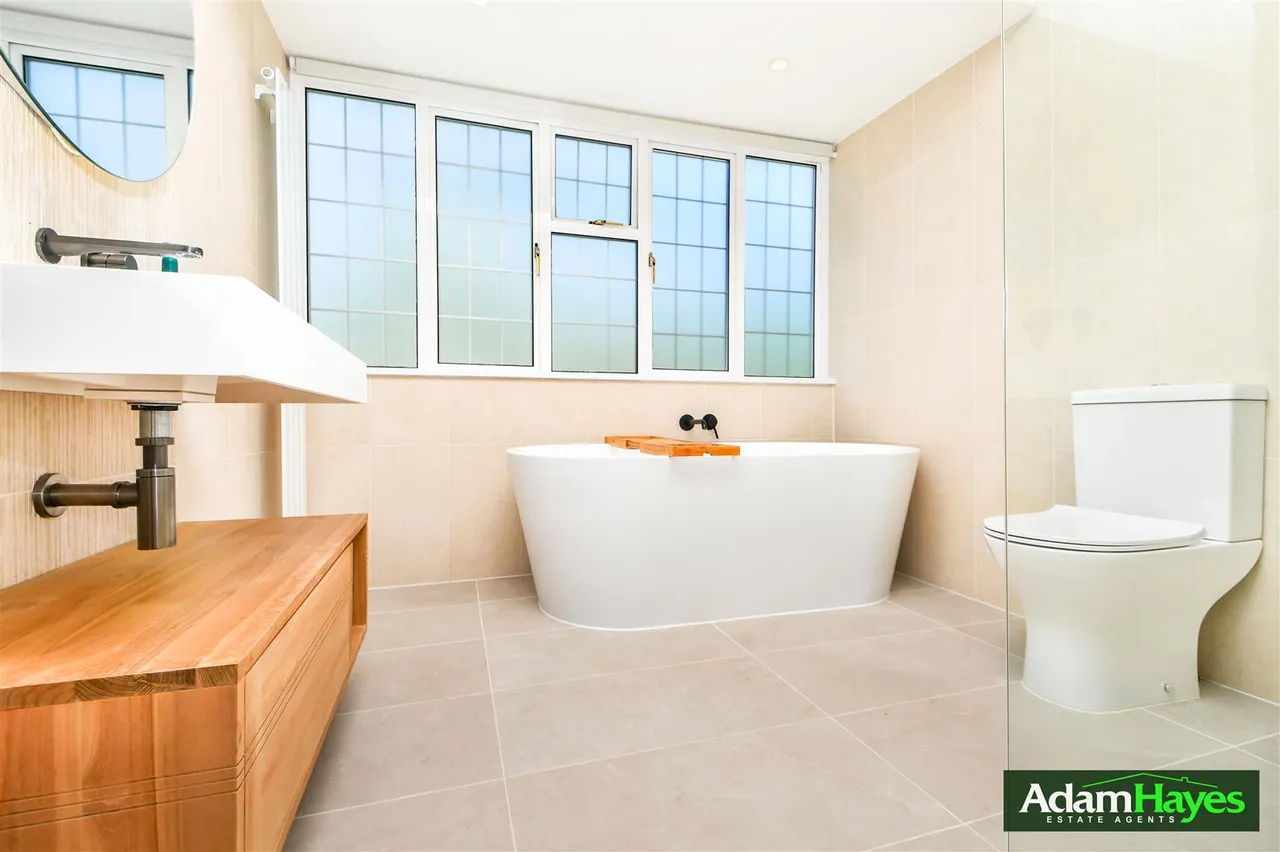 Friary Road, North Finchley, N12, photo 8