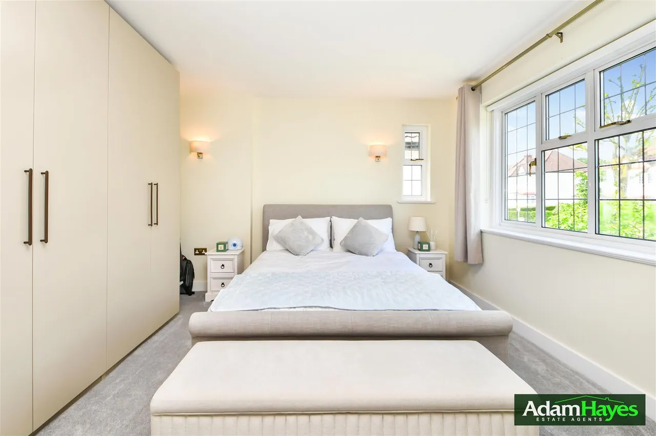 Friary Road, North Finchley, N12, photo 7