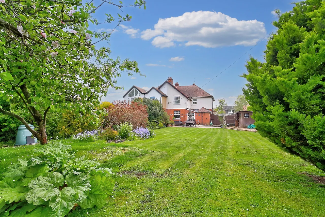 Aldermaston Road, Basingstoke, RG24, photo 18