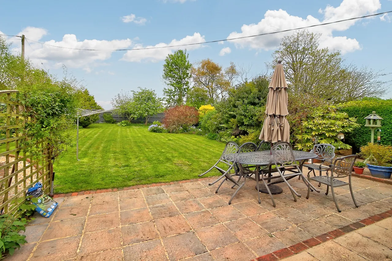 Aldermaston Road, Basingstoke, RG24, photo 16