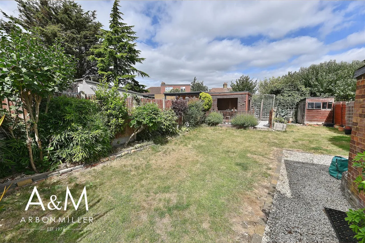 Emsworth Road, Barkingside, Esssex, Ilford, Essex, IG62EL, photo 18