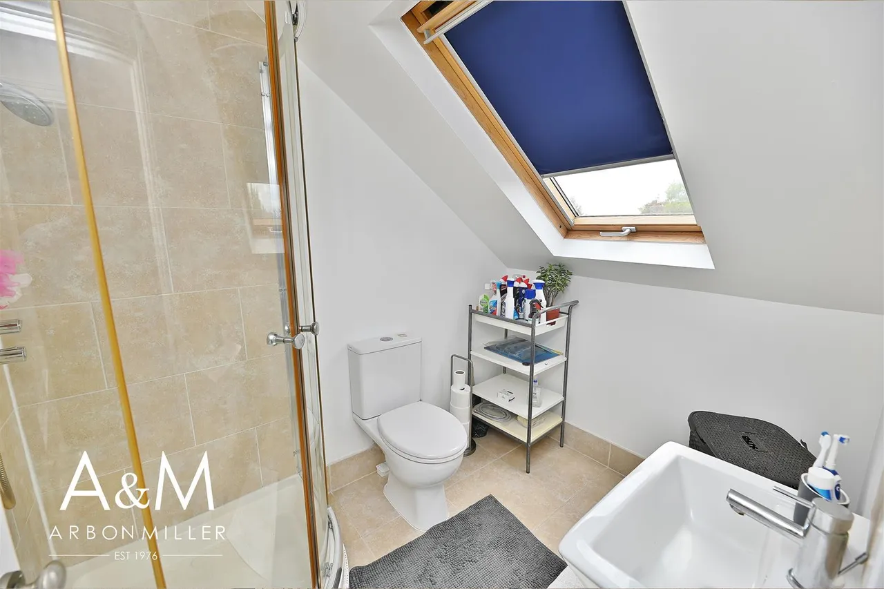 Emsworth Road, Barkingside, Esssex, Ilford, Essex, IG62EL, photo 17