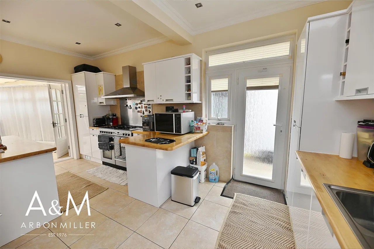 Emsworth Road, Barkingside, Esssex, Ilford, Essex, IG62EL, photo 4