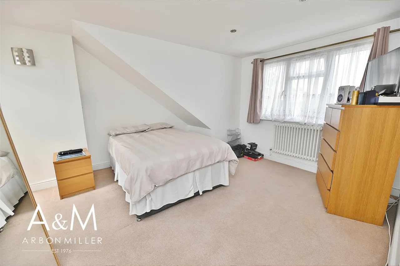 Emsworth Road, Barkingside, Esssex, Ilford, Essex, IG62EL, photo 13