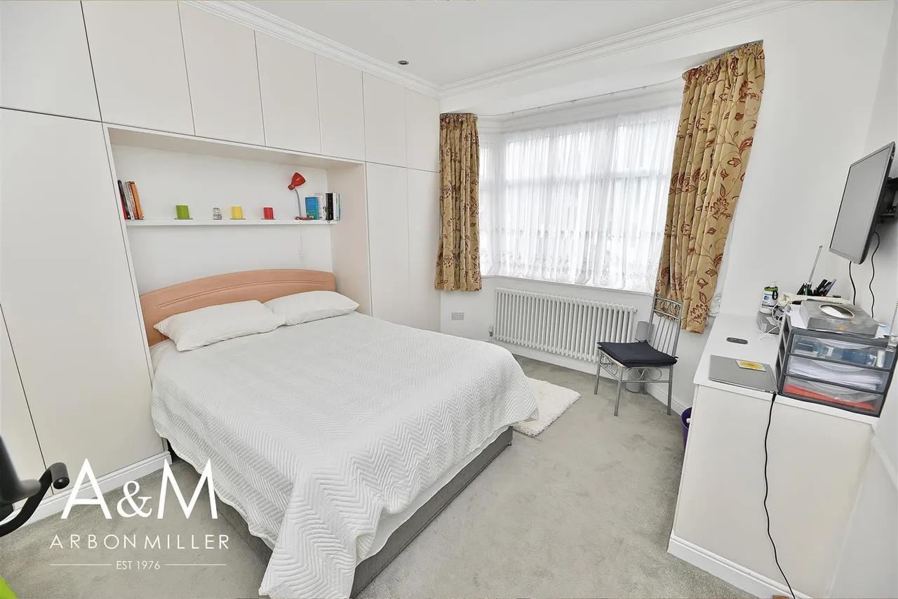 Emsworth Road, Barkingside, Esssex, Ilford, Essex, IG62EL, photo 10