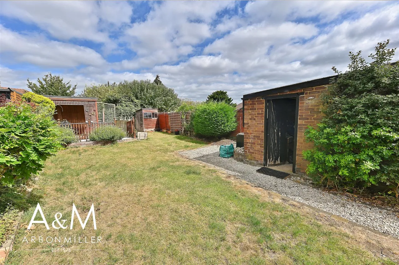Emsworth Road, Barkingside, Esssex, Ilford, Essex, IG62EL, photo 19