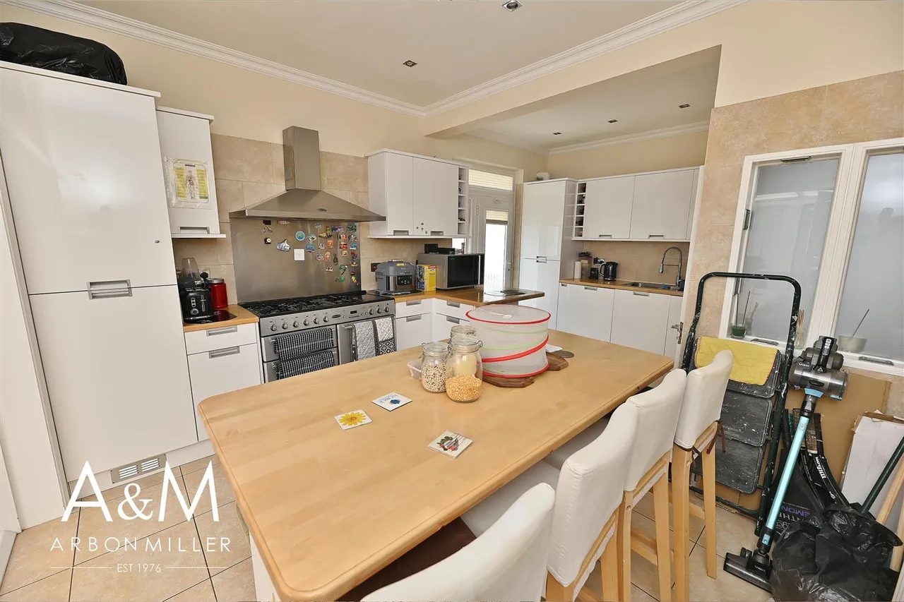 Emsworth Road, Barkingside, Esssex, Ilford, Essex, IG62EL, photo 6