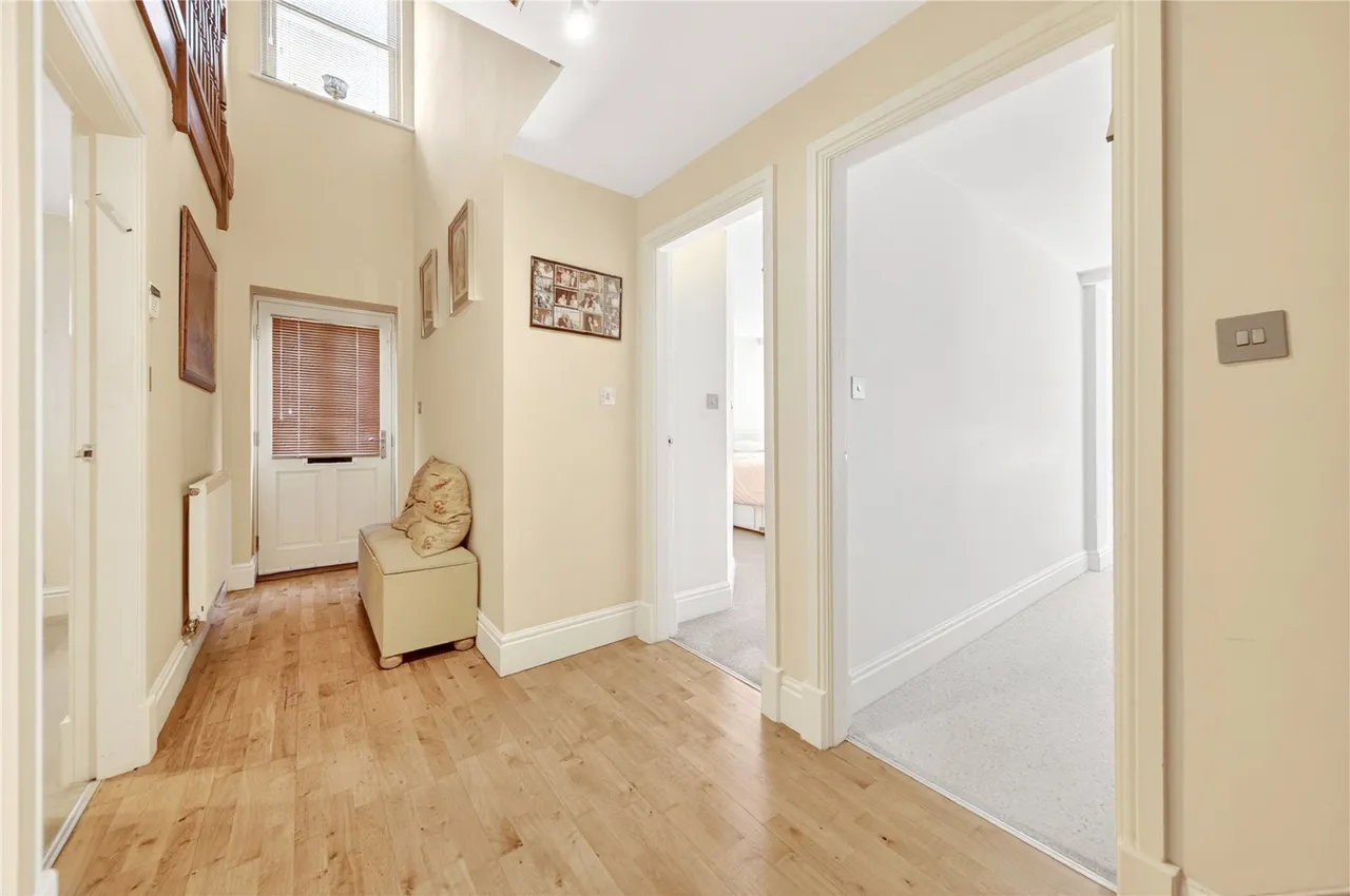 Park Crescent, Roundhay, photo 4