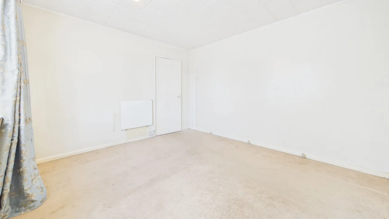 Southfields Avenue, Peterborough, PE2, photo 13