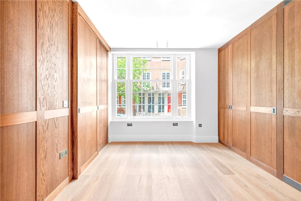 De Walden Street, London, W1G, photo 5