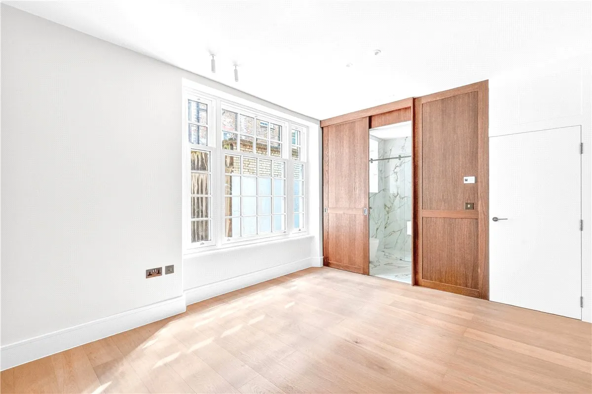 De Walden Street, London, W1G, photo 14