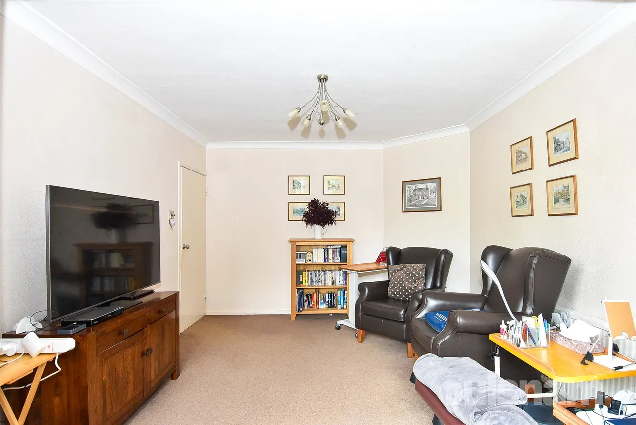 Dene Hollow, Billesley, Birmingham, B13 0EG, photo 9